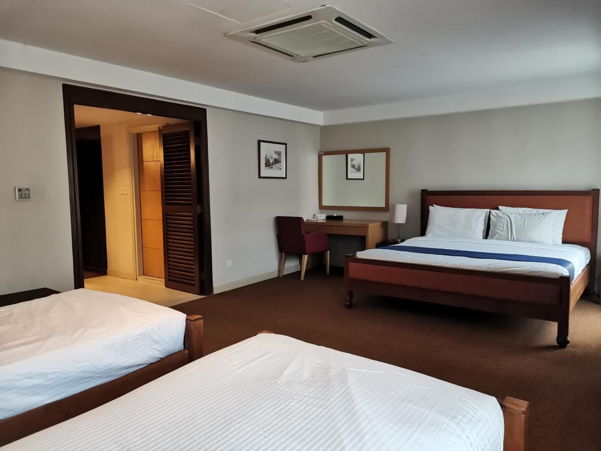 Hotel Seri Costa Malacca Buitenkant foto